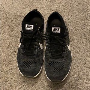 Nike fly knit zoom